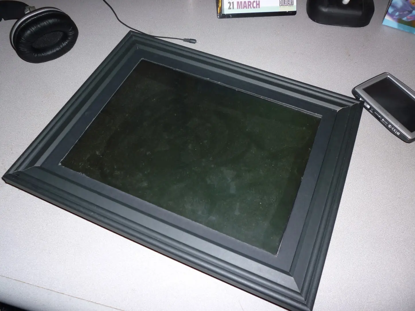 picture frame on laptop