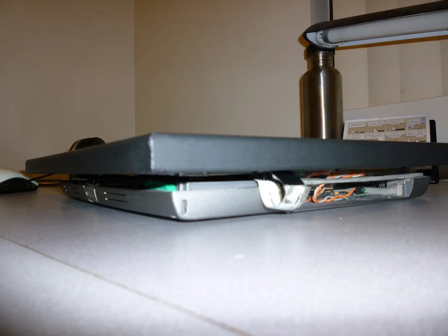 Touch panel resting on laptop, not well connected yet/